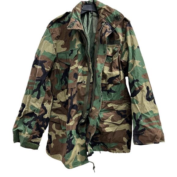 VTG military-issue army field jacket woodland camouflage camo size medium long